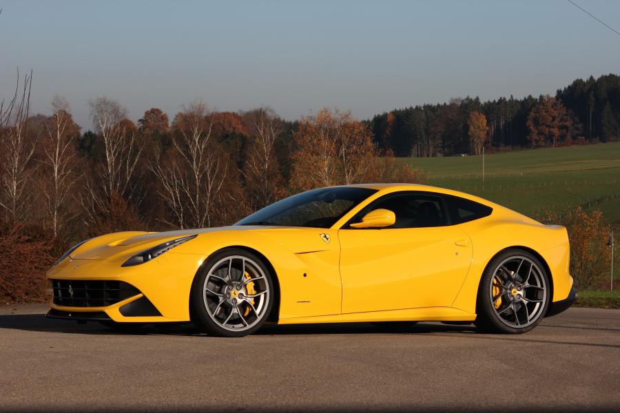  Ferrari F12berlinetta by Novitec Rosso 2012 года  (фото 12 из 26)